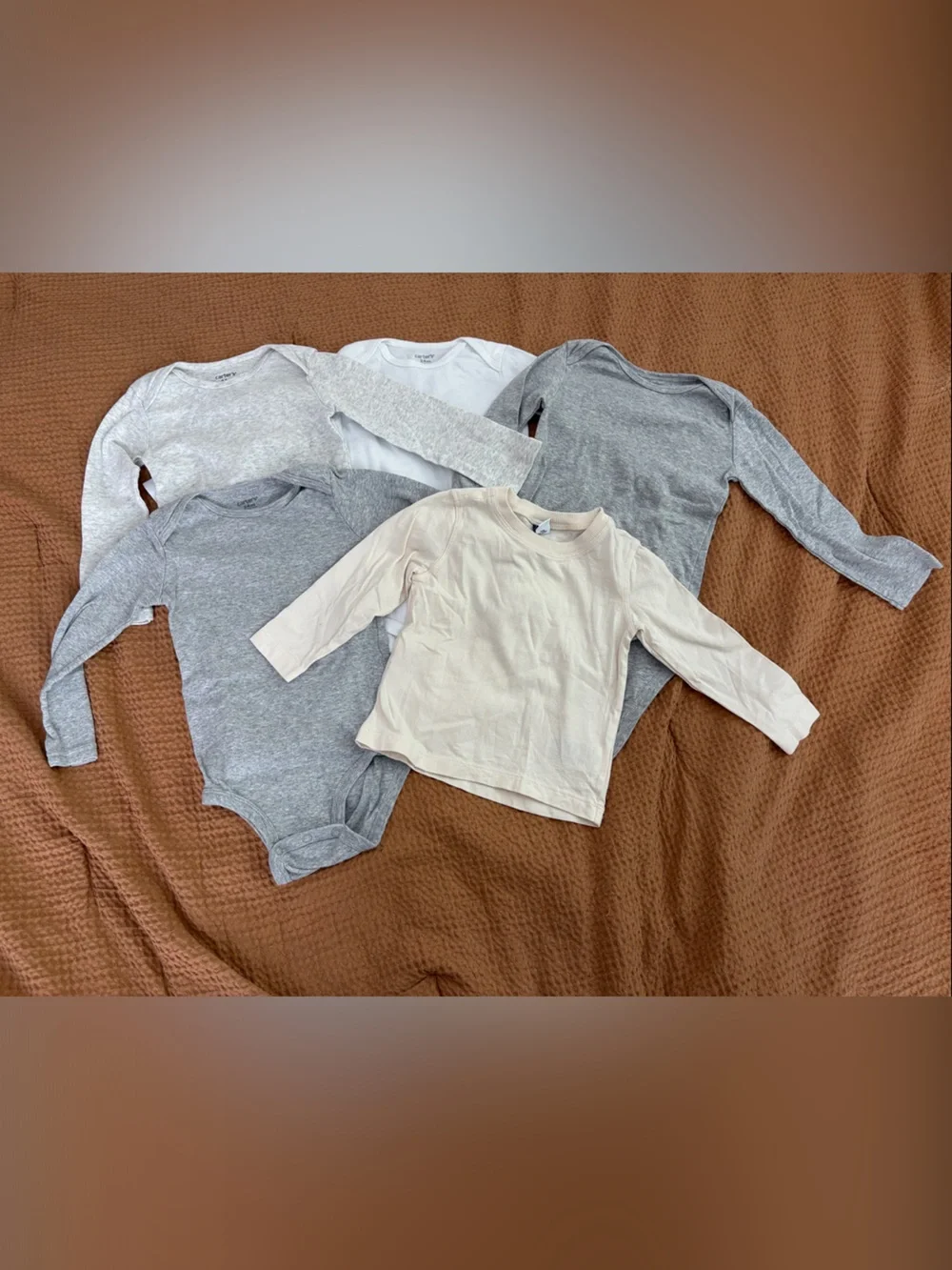 Old Navy Baby Neutral Long Sleeve Tops & Bodysuits - Gray, White, Cream